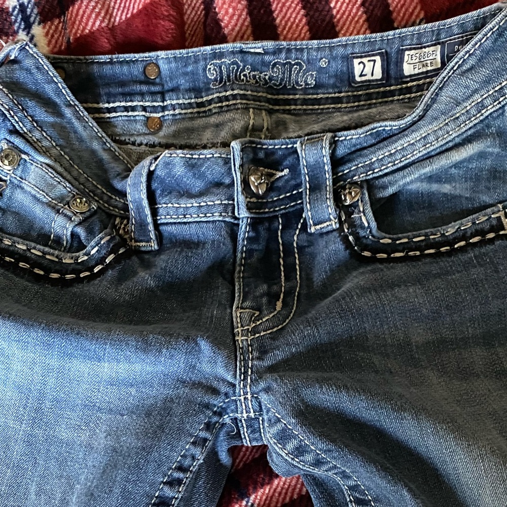 Ladies Miss Me jeans size 27